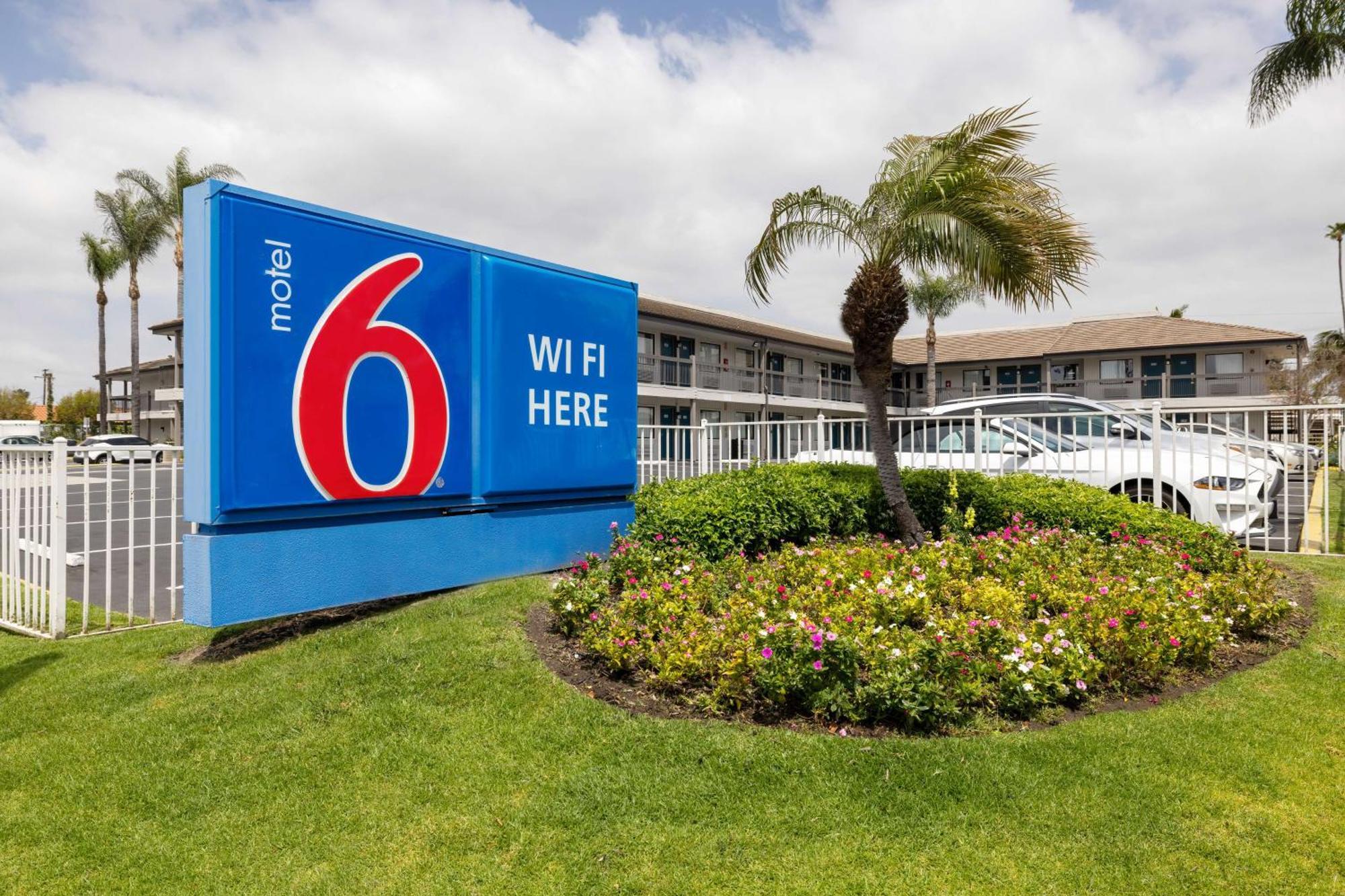 Motel 6-Santa Ana, Ca Buitenkant foto