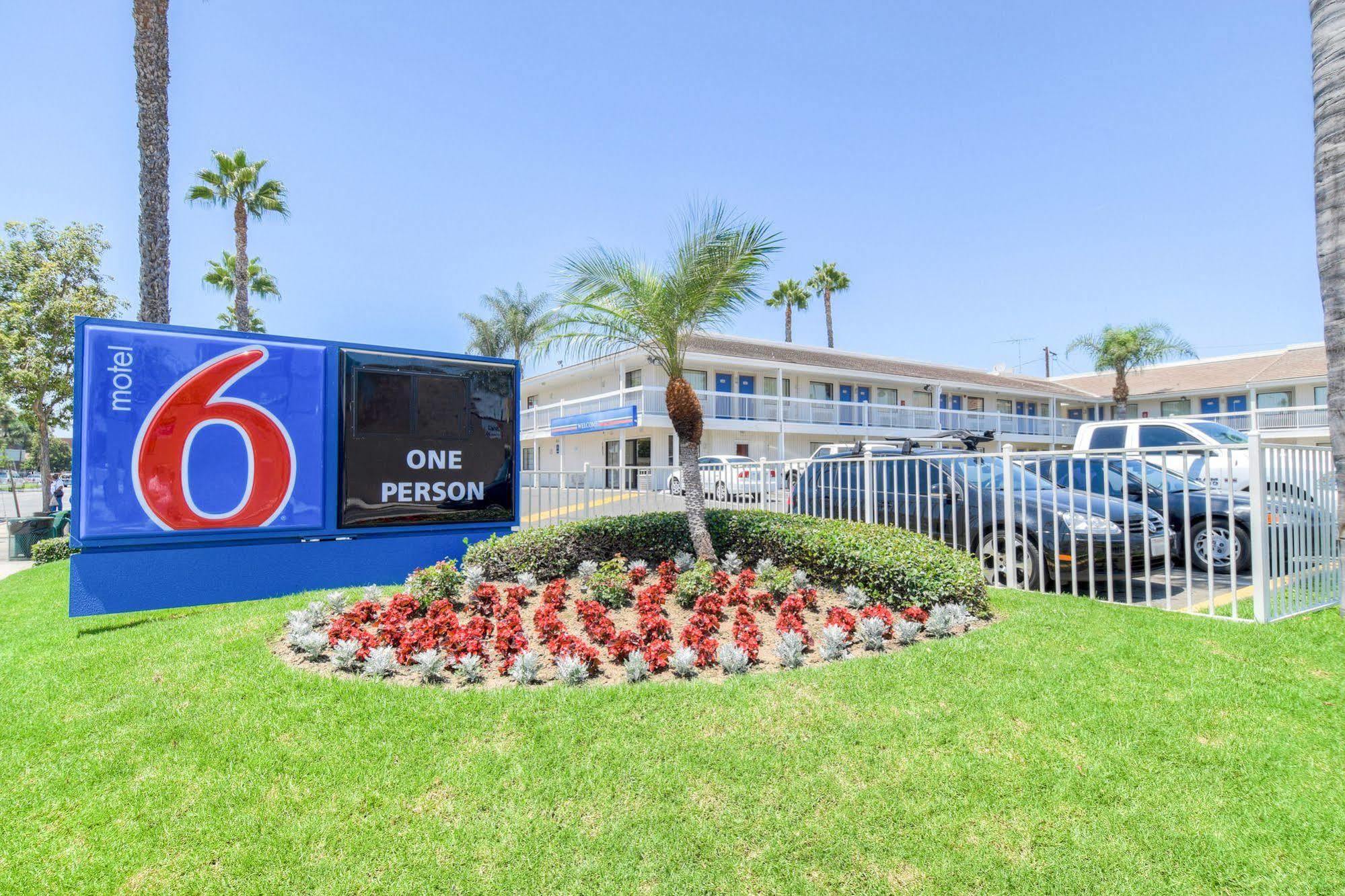 Motel 6-Santa Ana, Ca Buitenkant foto